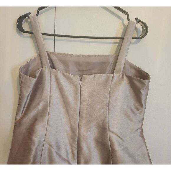 Jessica Howard long formal evening dress - Picture 4 of 14